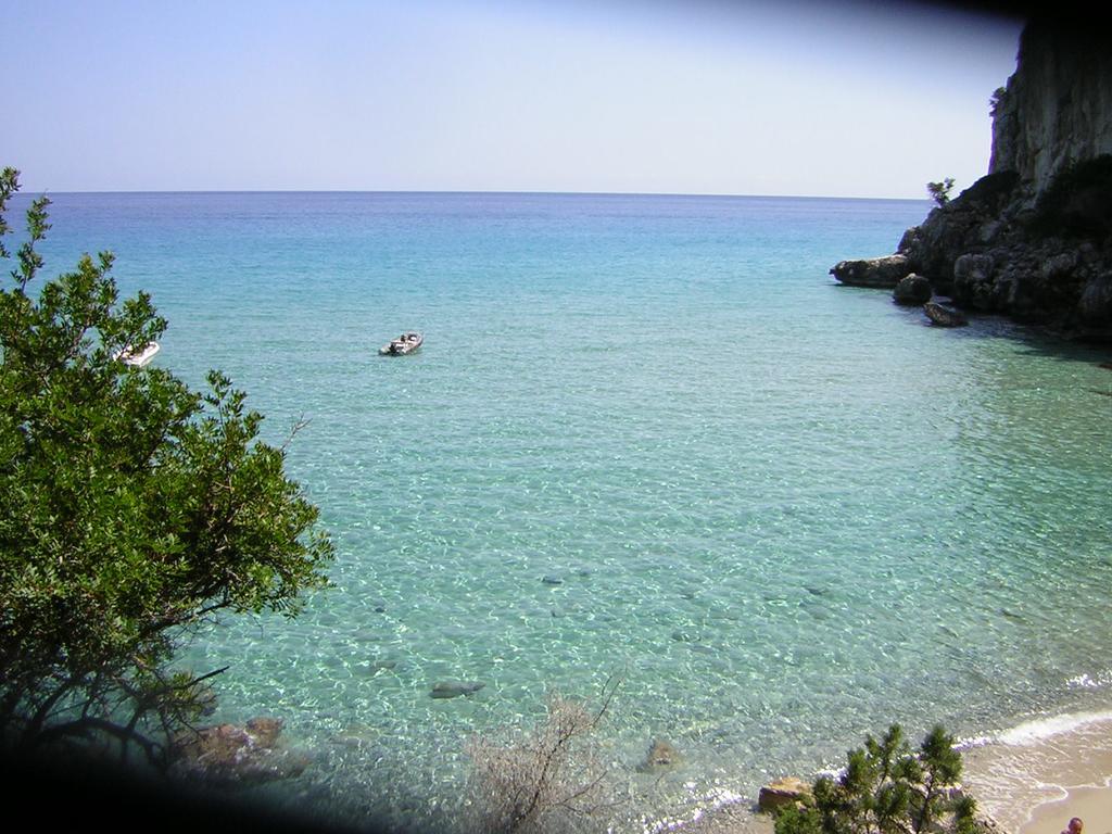 Casa Vacanze Villa Rosa Cala Gonone Eksteriør bilde